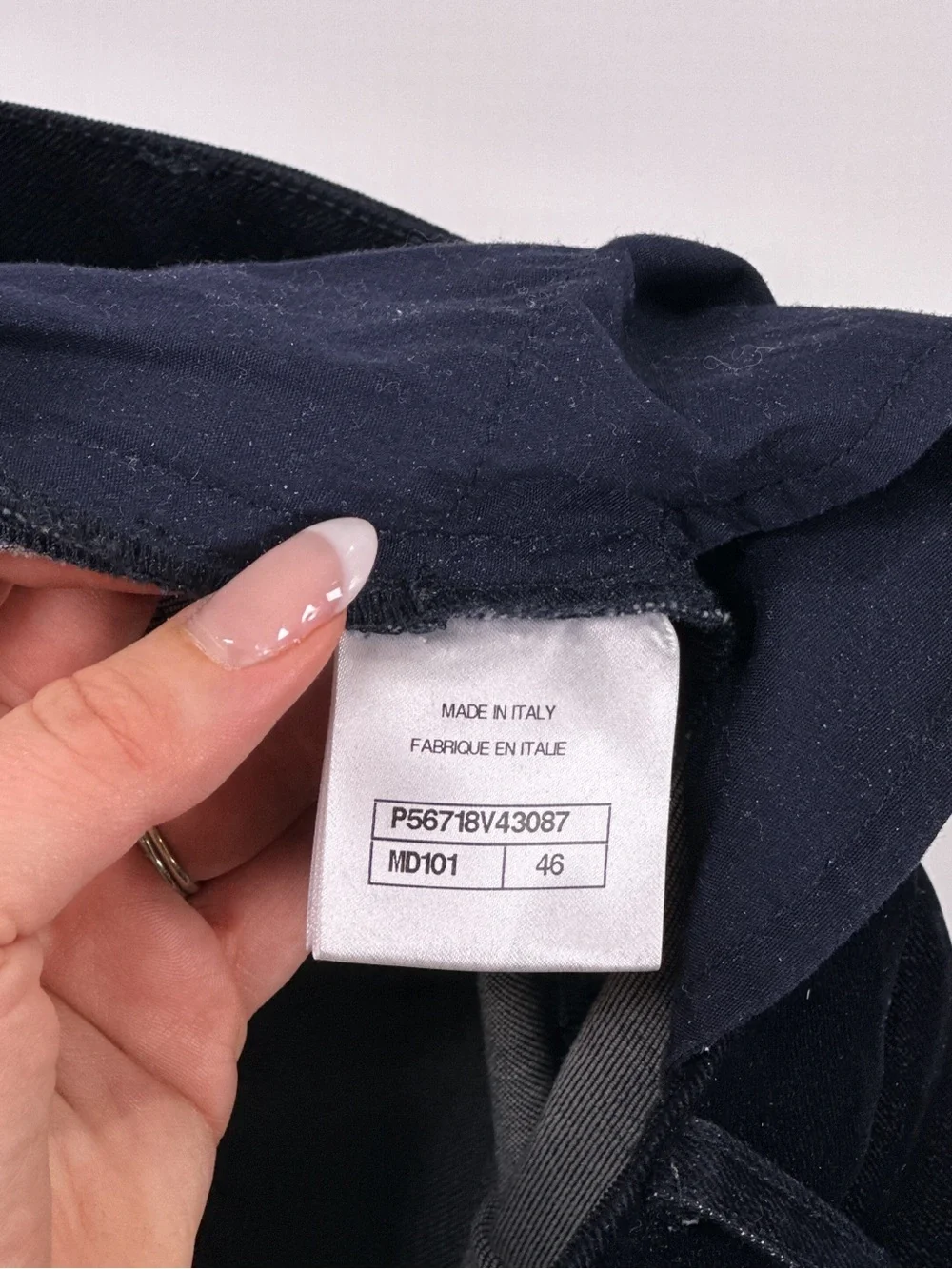 Chanel 17A CC Lion Button Straight Leg Velvet Pants Navy Blue FR 46